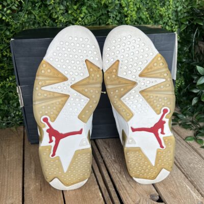 Jordan 6 Golden Moments (Taille 45) – Image 8