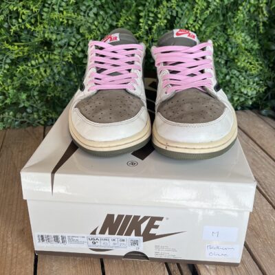 Jordan 1 Low Travis Scott Medium Olive (Taille 43) – Image 3