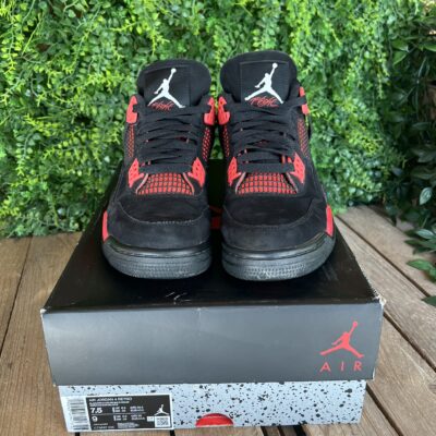 Jordan 4 Red Thunder (Taille 40,5) – Image 3