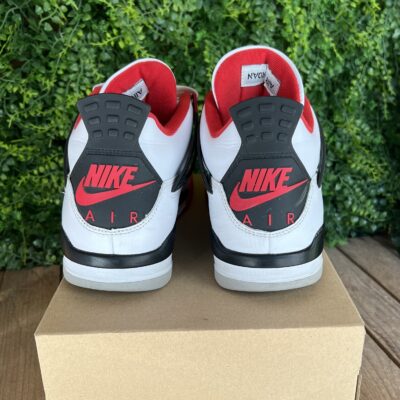 Jordan 4 Fire Red (Taille 44,5) – Image 4