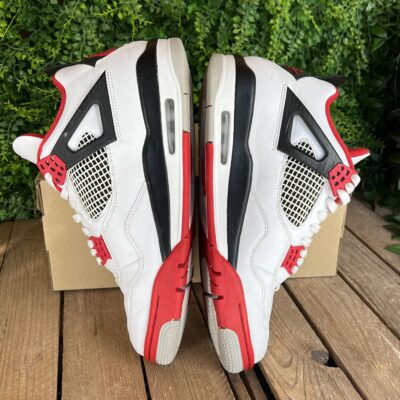 Jordan 4 Fire Red (Taille 44,5) – Image 7