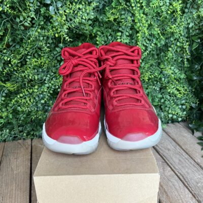 Jordan 11 Win Like 96 (Taille 45) – Image 3