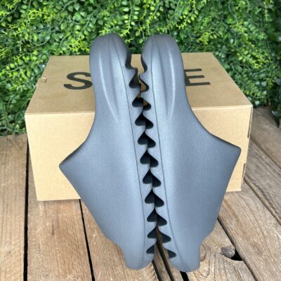 Yeezy Slide Slate Grey (Taille 40,5) – Image 7