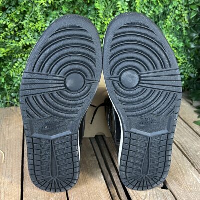 Jordan 1 Patent Black (Taille 45) – Image 8