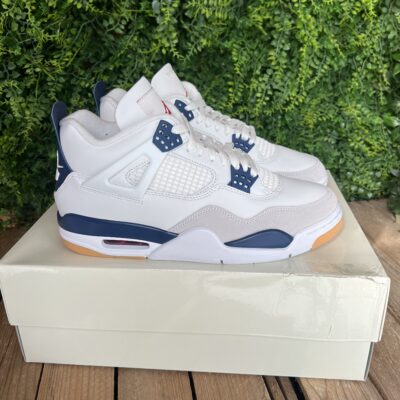 Jordan 4 SB Navy (Taille 43) – Image 2