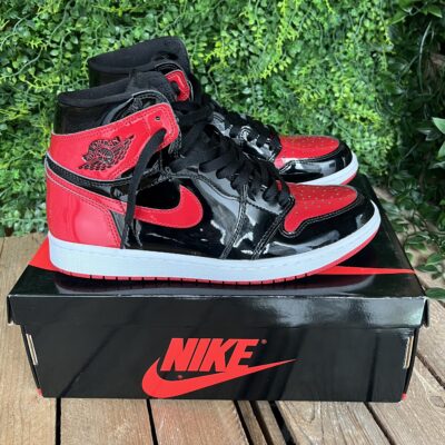 Jordan 1 High patent bred (Taille 42,5) – Image 2