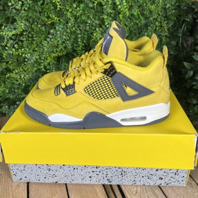 Jordan 4 lightning (Taille 44) – Image 4