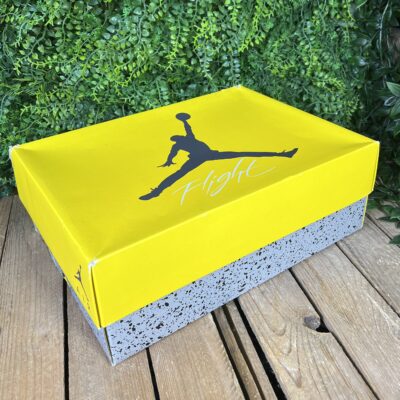 Jordan 4 lightning (Taille 44) – Image 9