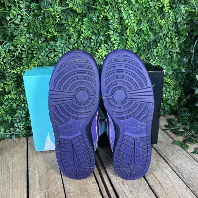 Dunk SB low purple lobster special box (Taille 41) – Image 9
