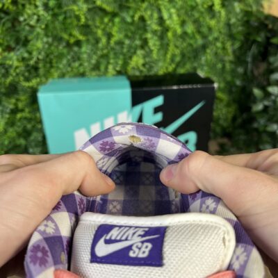 Dunk SB low purple lobster special box (Taille 41) – Image 12