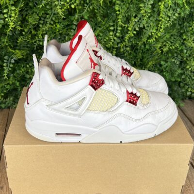 Jordan 4 Metallic Red (Taille 40,5) – Image 2