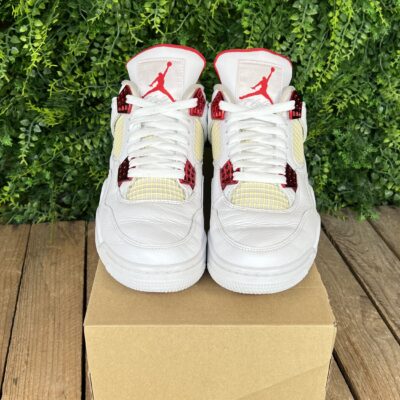 Jordan 4 Metallic Red (Taille 41) – Image 3