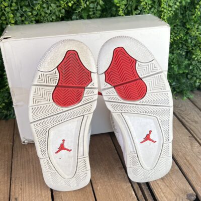 Jordan 4 Metallic Red (Taille 42) – Image 8