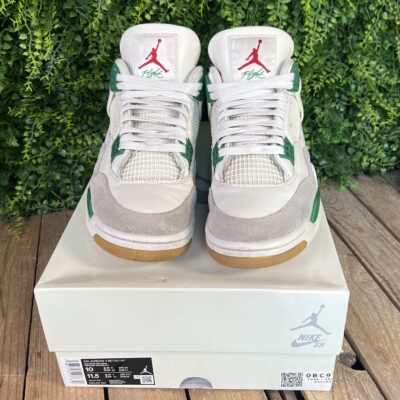 Jordan 4 SB Pine Green (Taille 44) – Image 3