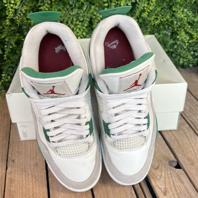 Jordan 4 SB Pine Green (Taille 44) – Image 6
