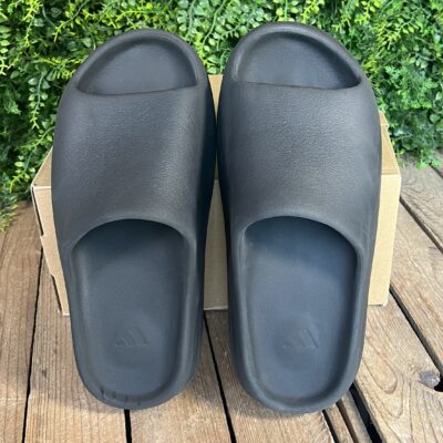 Yeezy Slide Onyx (Taille 44,5) – Image 6